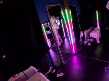 julythequeen from Chaturbate is Freechat