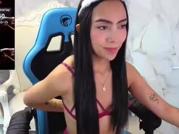 Check-out your craziest wishes with our pick of gaming cams models, featuring big knockers, round tails and tight twats.