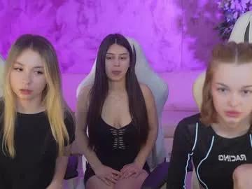 Check-out your craziest wishes with our pick of gaming cams models, featuring big knockers, round tails and tight twats.