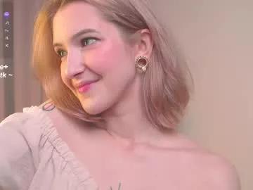 kisskiss_muah from Chaturbate is Freechat