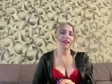 lesliieadams from Chaturbate
