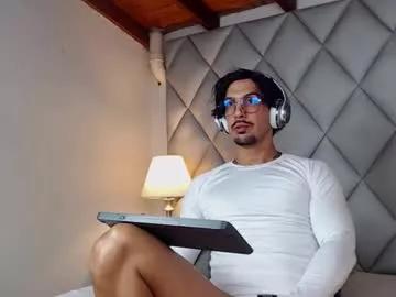 liam_espinoza from Chaturbate is Freechat