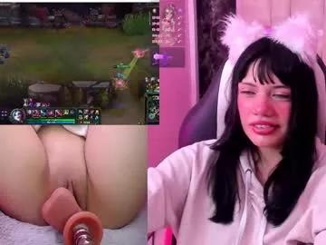 Check-out your craziest wishes with our pick of gaming cams models, featuring big knockers, round tails and tight twats.