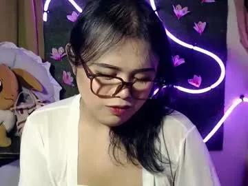 lovelypinaychubsx from Chaturbate is Freechat