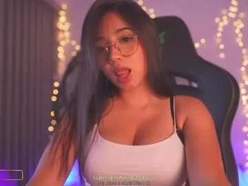 Check-out your craziest wishes with our pick of gaming cams models, featuring big knockers, round tails and tight twats.