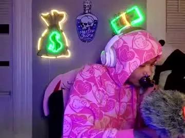Photos of lxrdhxkvgemvsterjuice from Chaturbate is Freechat