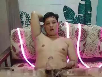 makehugecock from Chaturbate is Freechat