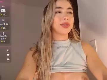 Check-out your craziest wishes with our pick of gaming cams models, featuring big knockers, round tails and tight twats.