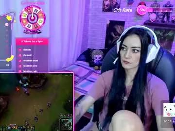 Check-out your craziest wishes with our pick of gaming cams models, featuring big knockers, round tails and tight twats.