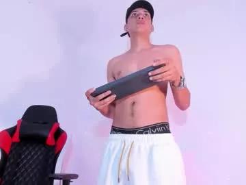 max_thomsonn from Chaturbate is Freechat