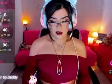 Check-out your craziest wishes with our pick of gaming cams models, featuring big knockers, round tails and tight twats.