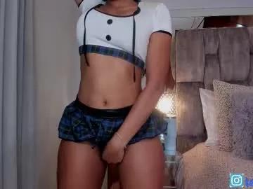 Check-out your craziest wishes with our pick of gaming cams models, featuring big knockers, round tails and tight twats.