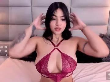 Check-out your craziest wishes with our pick of gaming cams models, featuring big knockers, round tails and tight twats.