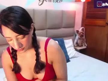 Check-out your craziest wishes with our pick of gaming cams models, featuring big knockers, round tails and tight twats.