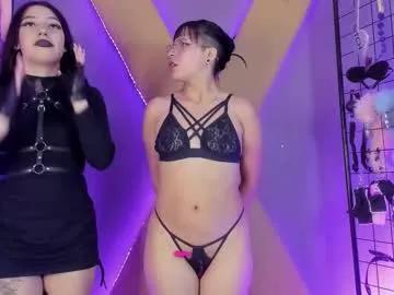 Check-out your craziest wishes with our pick of gaming cams models, featuring big knockers, round tails and tight twats.