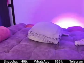 Check-out your craziest wishes with our pick of gaming cams models, featuring big knockers, round tails and tight twats.