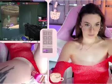 Check-out your craziest wishes with our pick of gaming cams models, featuring big knockers, round tails and tight twats.