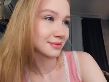 one_1ove model from Chaturbate
