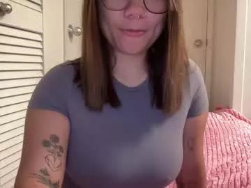 oohhellothere model from Chaturbate