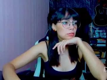 piixiie_d_oll from Chaturbate