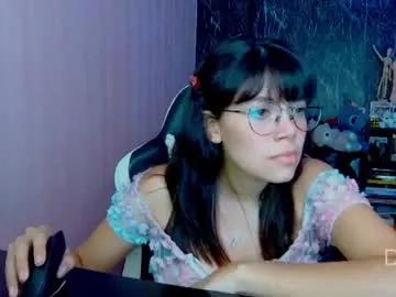 piixiie_d_oll from Chaturbate