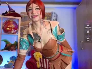 Check-out your craziest wishes with our pick of gaming cams models, featuring big knockers, round tails and tight twats.