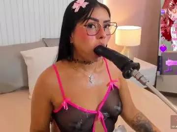 Check-out your craziest wishes with our pick of gaming cams models, featuring big knockers, round tails and tight twats.