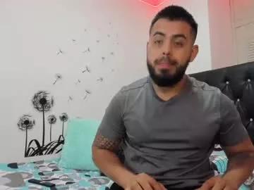 roony_wolf01 from Chaturbate