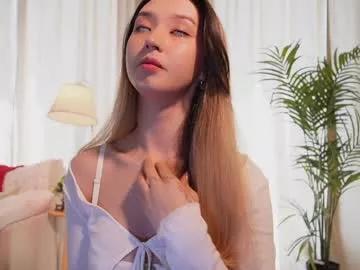 sarasuo from Chaturbate