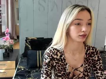 sassyt33n from Chaturbate