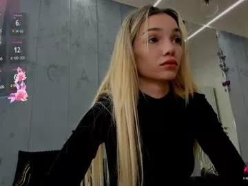 sassyt33n from Chaturbate