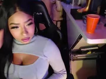 Check-out your craziest wishes with our pick of gaming cams models, featuring big knockers, round tails and tight twats.