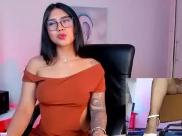 Check-out your craziest wishes with our pick of gaming cams models, featuring big knockers, round tails and tight twats.