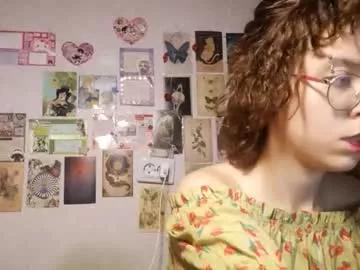 Photos of shy_kiss_twinkle_bloop from Chaturbate is Freechat