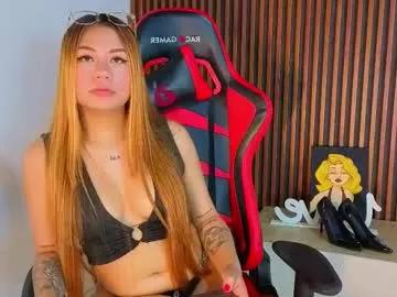 Check-out your craziest wishes with our pick of gaming cams models, featuring big knockers, round tails and tight twats.