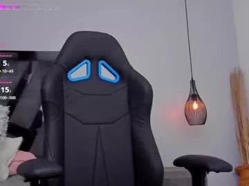 Check-out your craziest wishes with our pick of gaming cams models, featuring big knockers, round tails and tight twats.