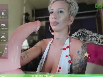 Check-out your craziest wishes with our pick of gaming cams models, featuring big knockers, round tails and tight twats.