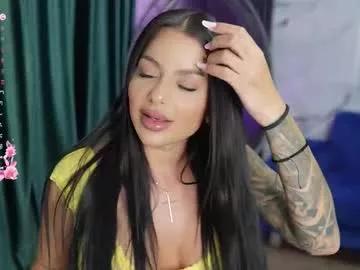 Check-out your craziest wishes with our pick of gaming cams models, featuring big knockers, round tails and tight twats.