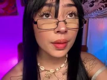 sweeetbabyy22 from Chaturbate