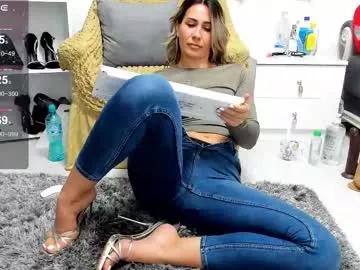 Check-out your craziest wishes with our pick of gaming cams models, featuring big knockers, round tails and tight twats.