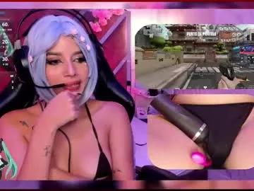 Check-out your craziest wishes with our pick of gaming cams models, featuring big knockers, round tails and tight twats.