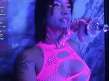 Check-out your craziest wishes with our pick of gaming cams models, featuring big knockers, round tails and tight twats.