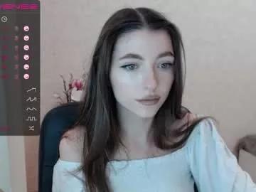vikkimilk7 from Chaturbate