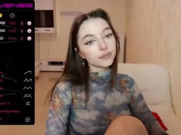 vikkimilk7 from Chaturbate
