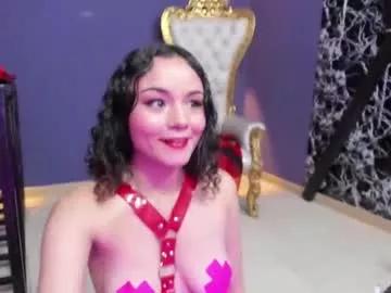 Check-out your craziest wishes with our pick of gaming cams models, featuring big knockers, round tails and tight twats.