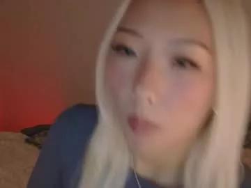 vivianwinters model from Chaturbate