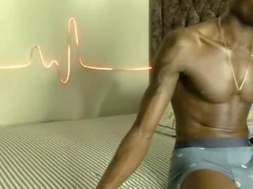 woody_n_buzz from Chaturbate