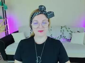 youruniverser from Chaturbate is Freechat