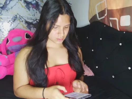 ailalove from Cherry is Freechat