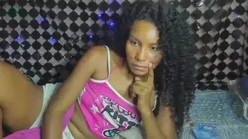 Photos of aliaxxl from Cherry is Freechat